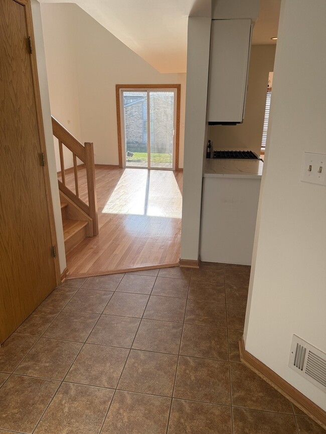 Building Photo - 8316 High Point Cir