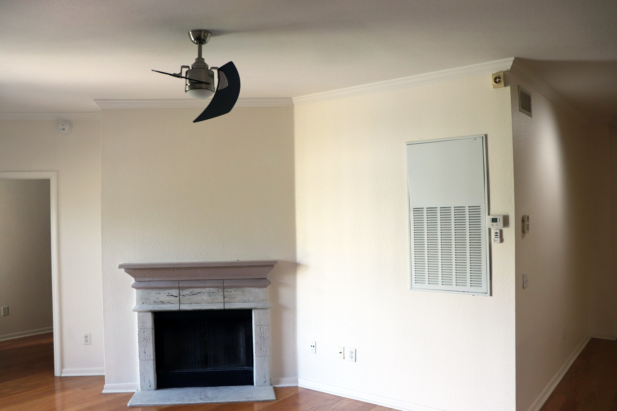 Living room with fireplace - 860 N Orange Ave