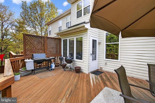 Building Photo - 43738 Clemens Terrace