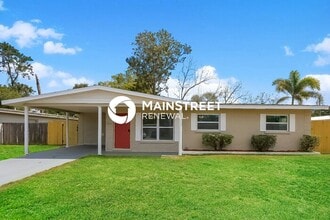 Building Photo - 3 Bedroom Pet-Friendly Home in SARASOTA, FL with Main Street Renewal