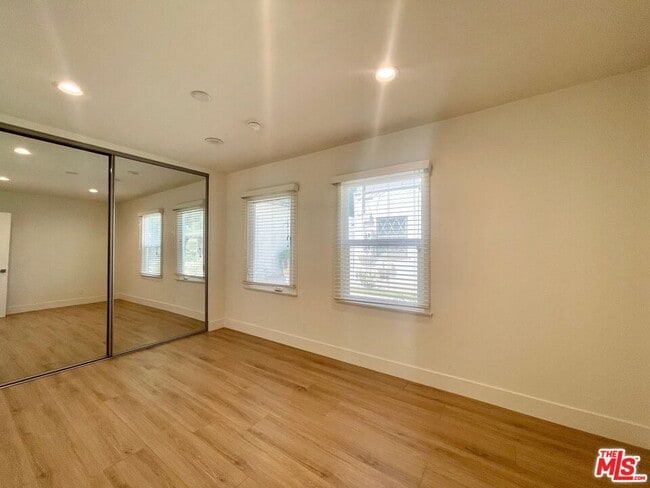 Building Photo - 4441 Tujunga Ave