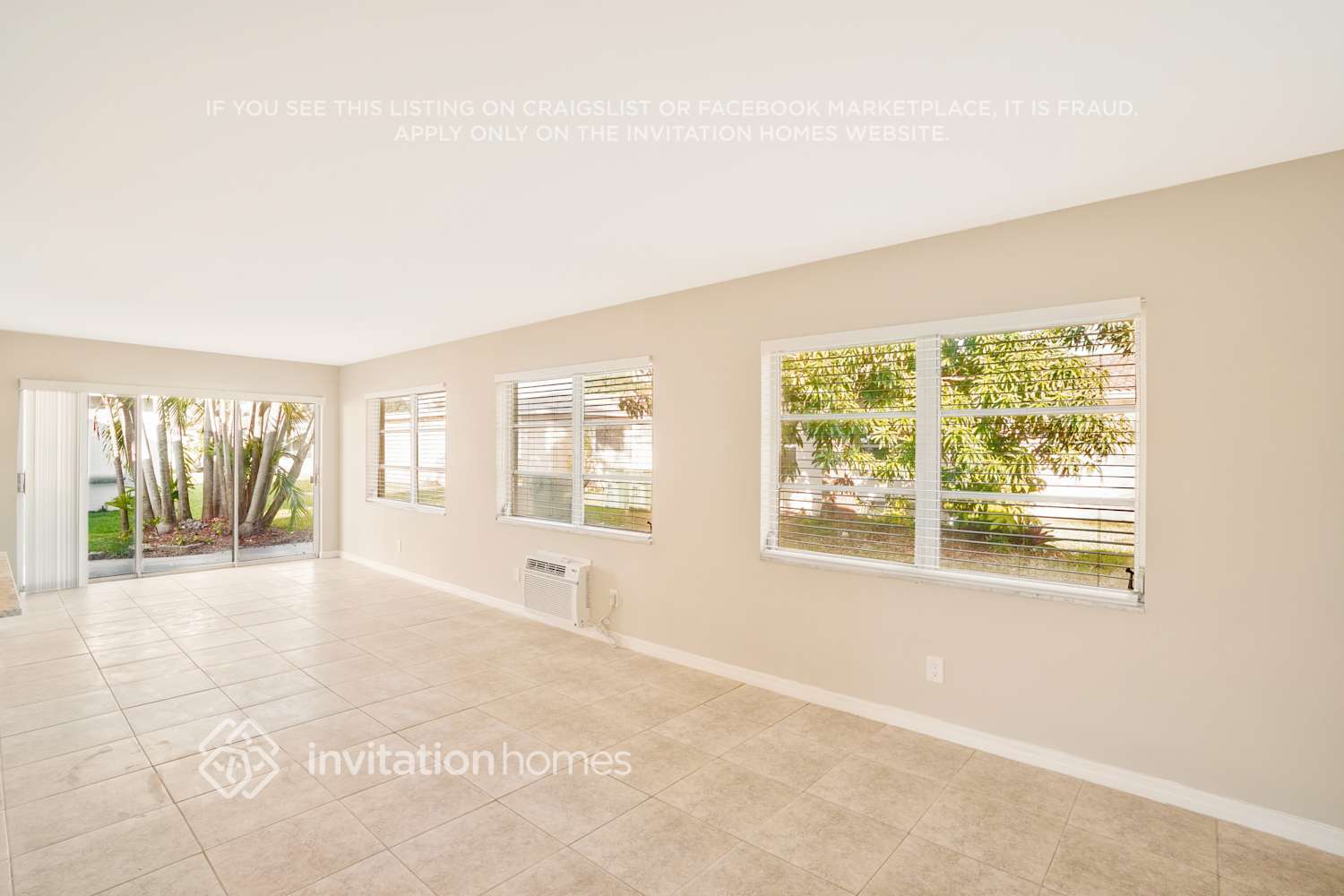 Building Photo - 5714 NW 71st Ave