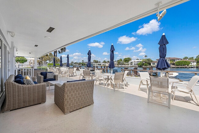 Building Photo - 3310 S Ocean Blvd