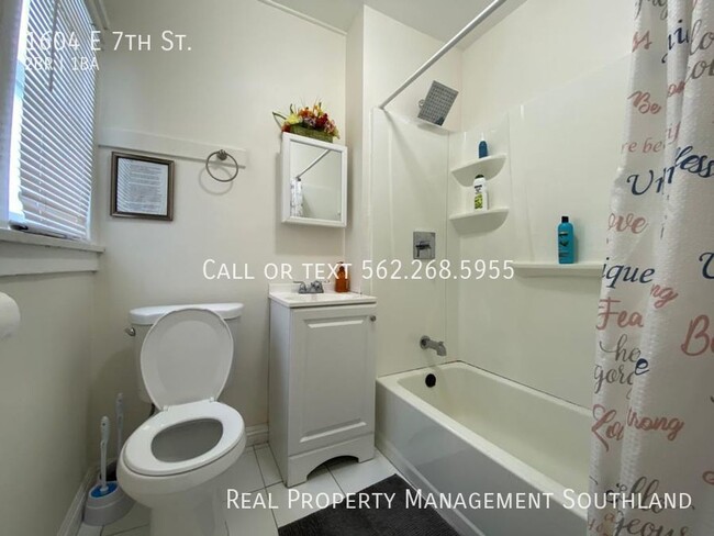 Building Photo - 2 Bed/ 1 Bath Apartment in Long Beach For ...