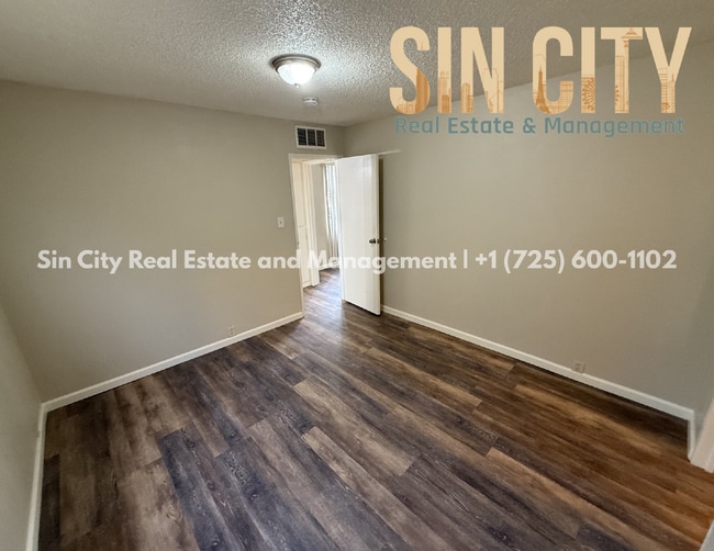 Building Photo - Discover Urban Comfort: Spacious 1-Bedroom Oasis at Lyn Capri