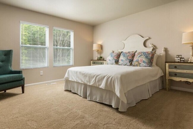 Building Photo - Outstanding Value - Colonial in Howell