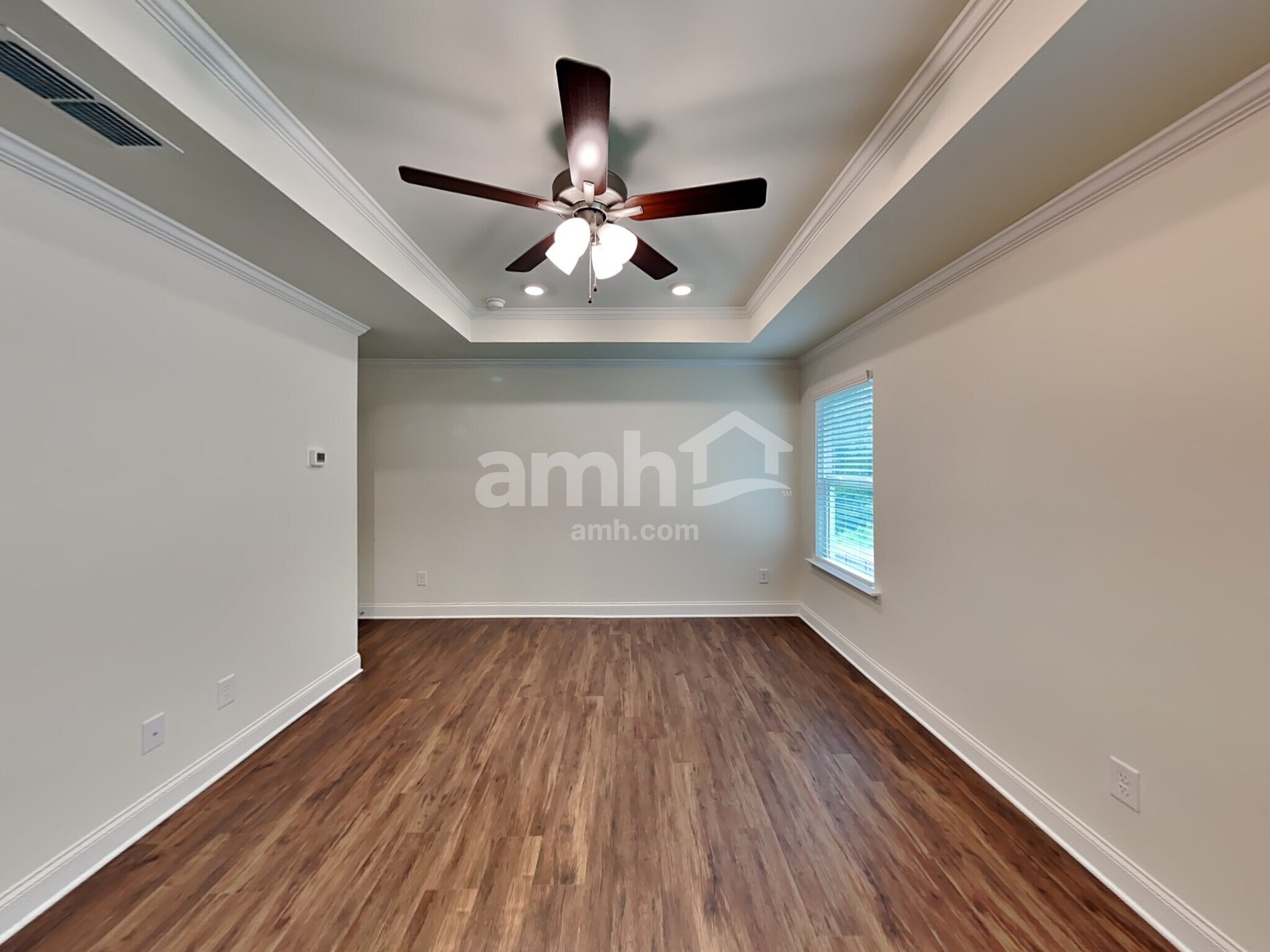 Building Photo - 1080 Highland Walk