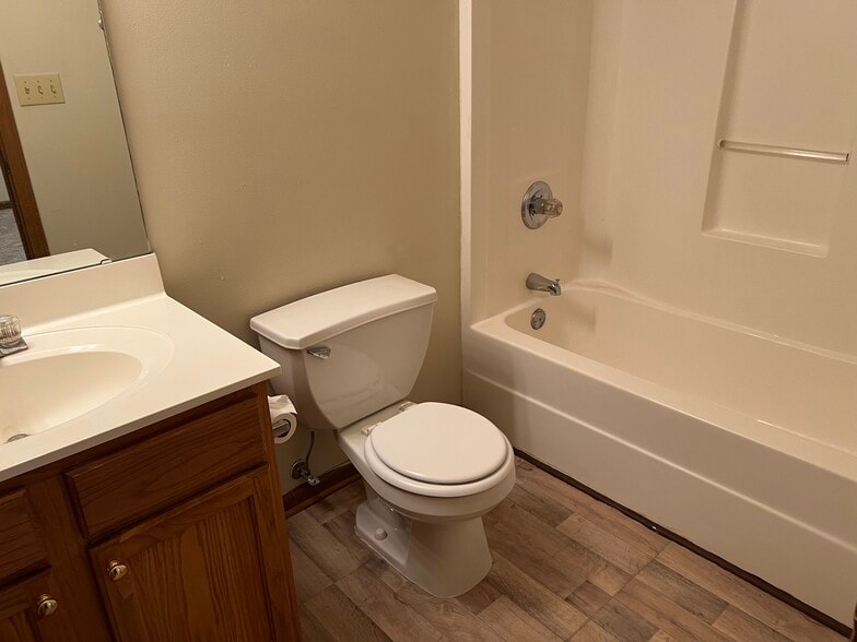 Building Photo - 3112 Kilbourne Ct