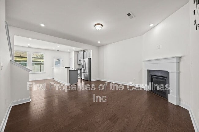 Building Photo - 1245 Pebble Grove Dr