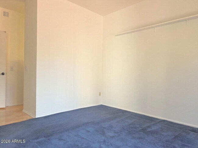 Building Photo - 11666 N 28th Dr