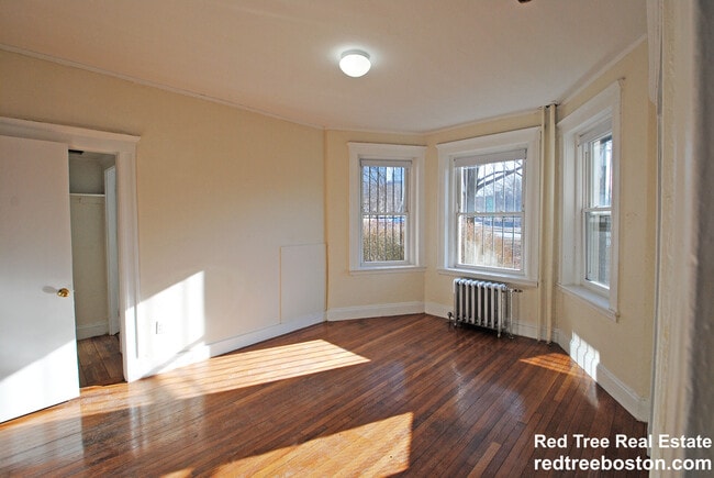 Building Photo - 1167 Boylston St