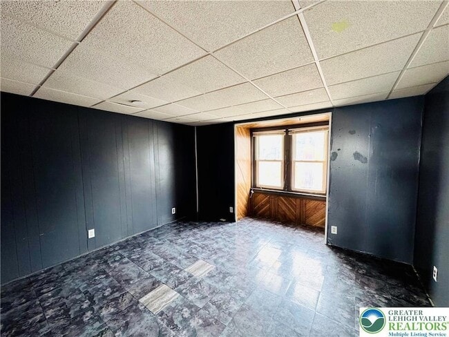 Building Photo - 637 N Penn St