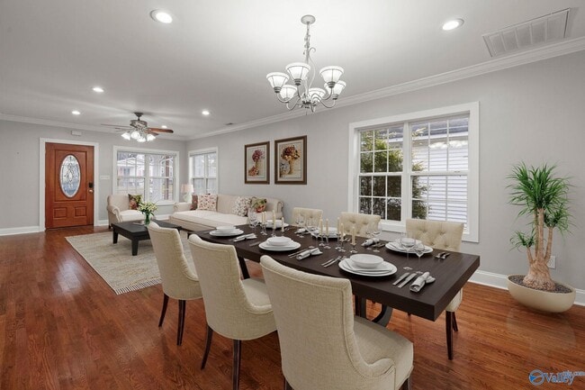 Building Photo - 1518 Beirne Ave NE