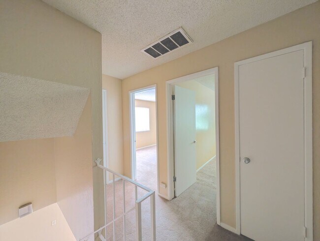 Building Photo - 6435 Greenback Ln