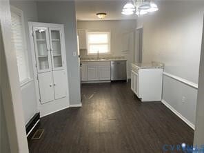 Building Photo - 3324 Meadowbridge Rd