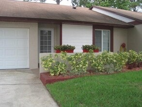 Building Photo - 102 Oakridge Ct