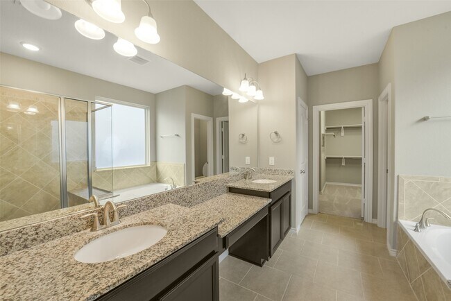 Building Photo - 9651 Thimbleweed Dr