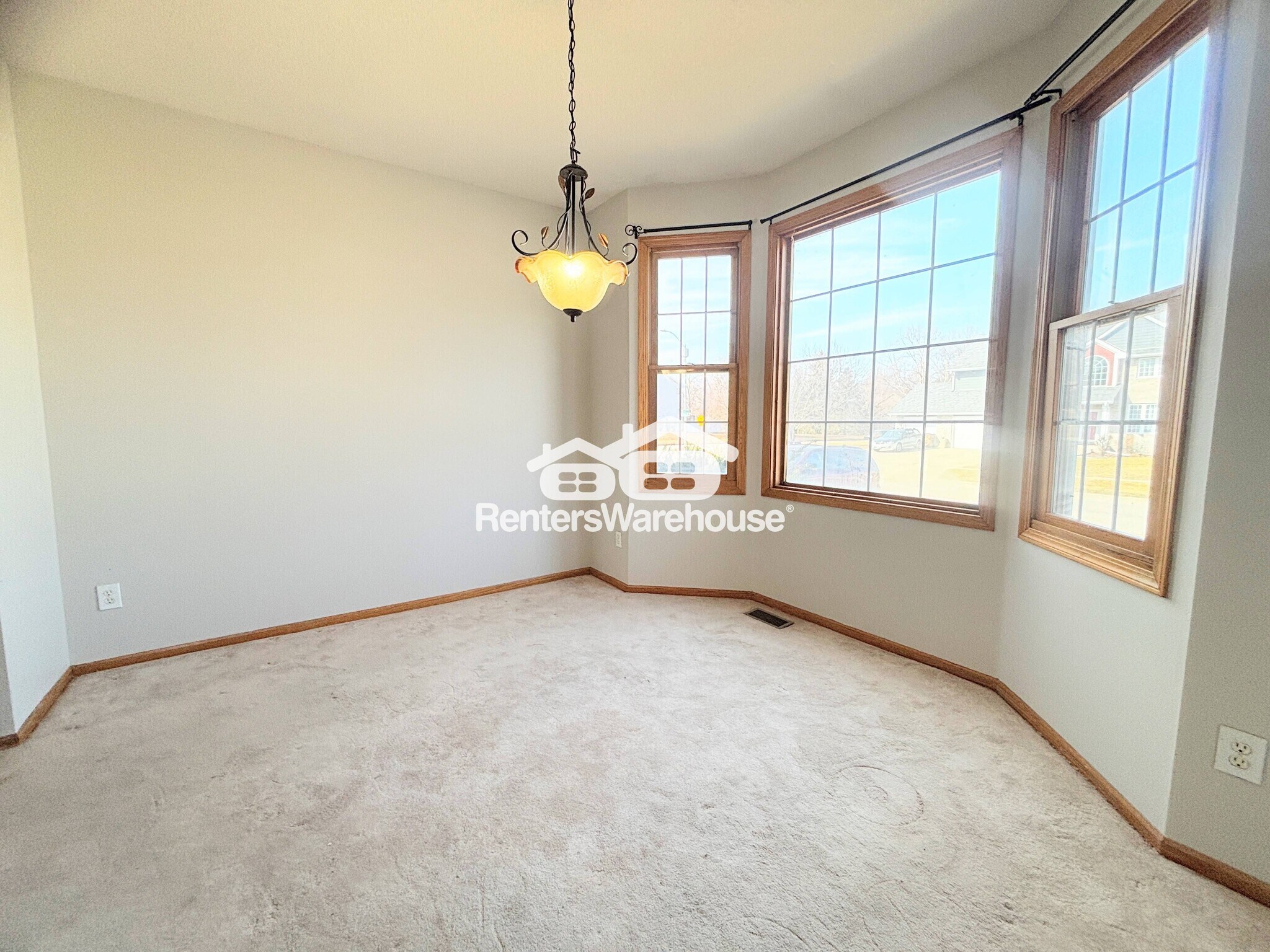 Building Photo - 6874 Dakota Dr