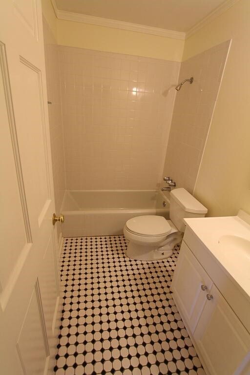 Building Photo - 1415 Zora St