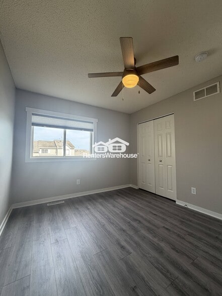 Building Photo - 8632 Savanna Oaks Bay