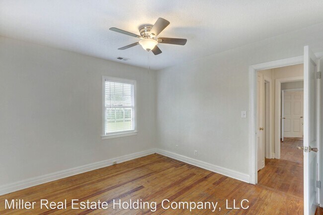 Building Photo - 4 br, 2 bath House - 2305 Louisiana Ave