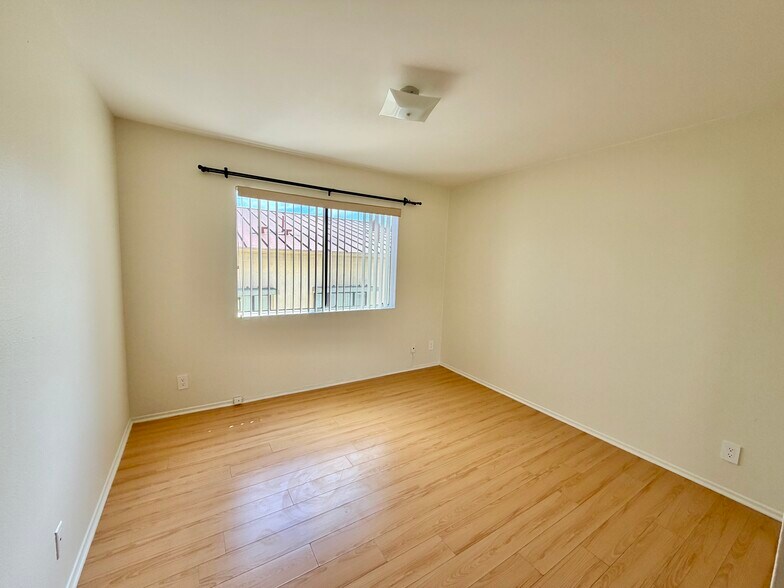 Building Photo - 1134 Campbell St