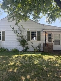 Building Photo - 220 Picker Ave