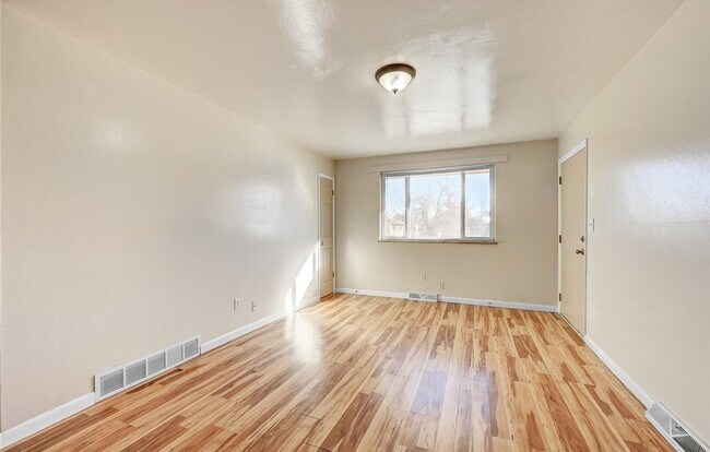 Building Photo - 87 Newland Ct