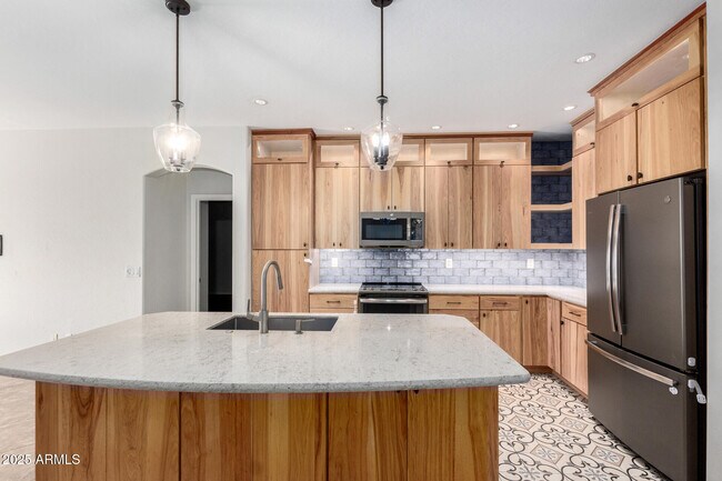 Building Photo - 7039 S Golfside Ln