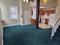 Building Photo - 160 N York St