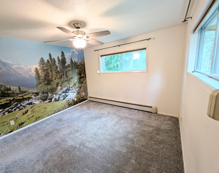 bedroom two ceiling fan - 2575 Yew Street Rd