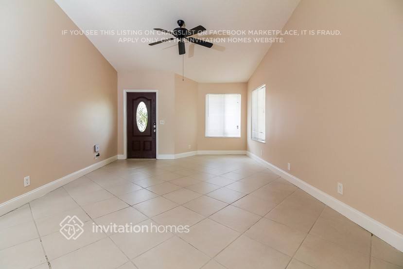 Building Photo - 6232 Country Fair Cir