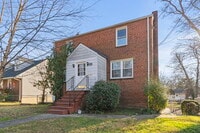 Building Photo - 5003 Erie St