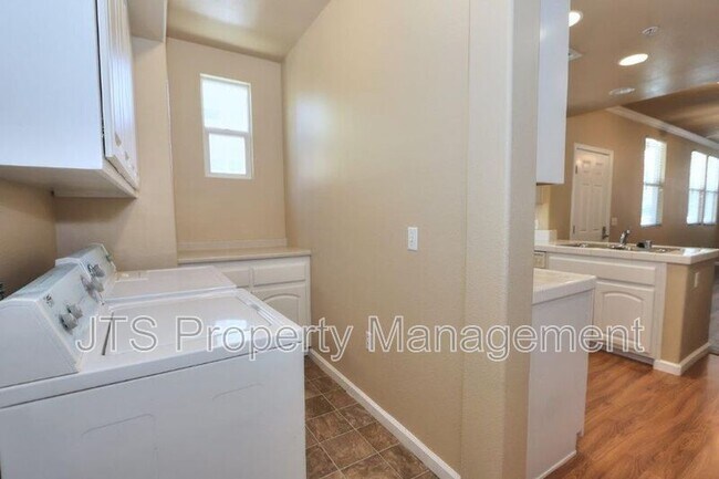 Building Photo - 4800 Westlake Pkwy