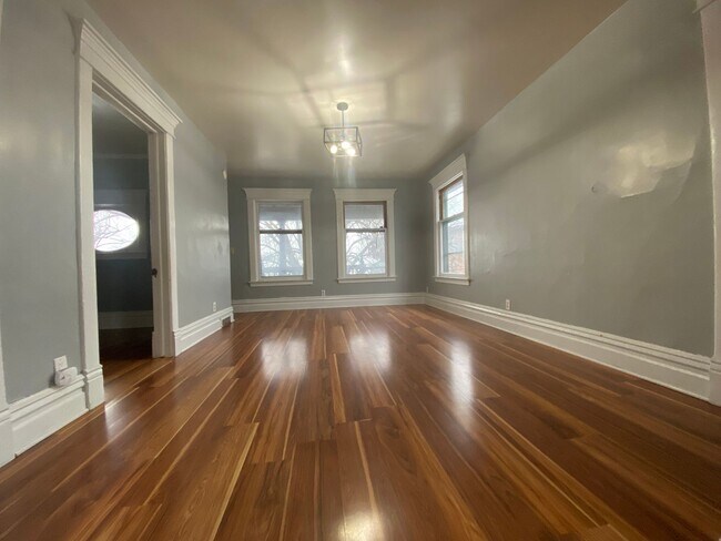 Building Photo - 743 Academy St