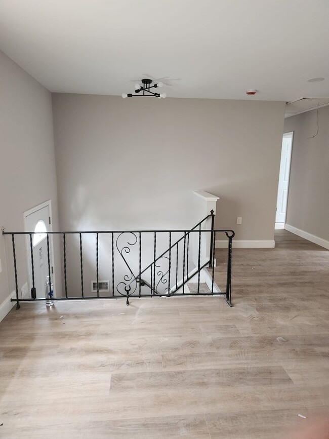 Building Photo - A Spacious 4 bedroom house for Rent !!!