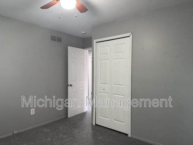Building Photo - 45299 Indian Creek Dr
