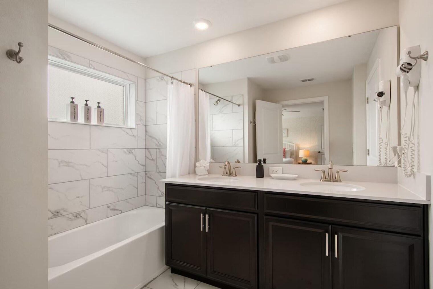 Building Photo - 4369 Quote St