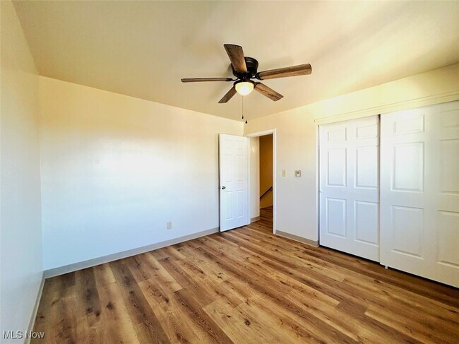 Building Photo - 430 Canton Rd