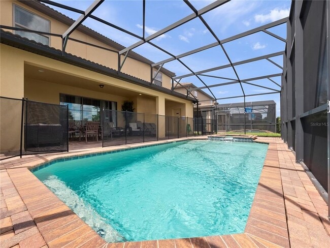 Building Photo - 8825 Rhodes St