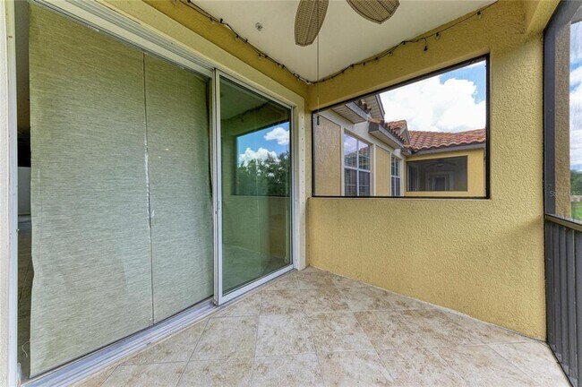 Building Photo - 8143 Miramar Way
