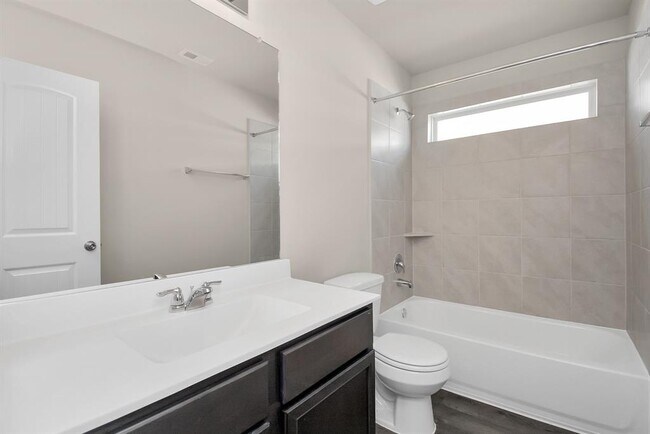 Building Photo - 2260 Raider Dr