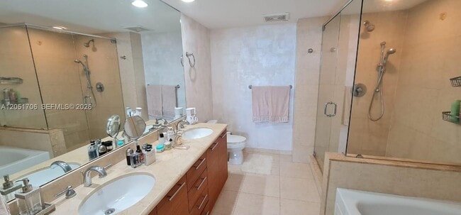 Building Photo - 50 Biscayne Blvd