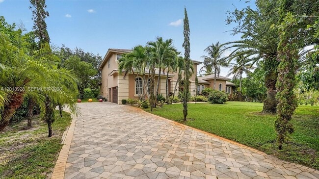 Building Photo - 5960 NW 79th Way