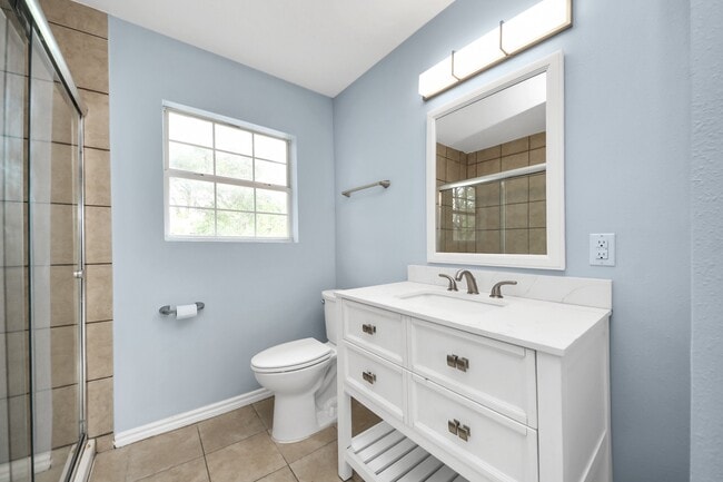 Building Photo - 3511 Palm Ave