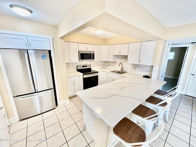 Building Photo - 3150 N Atlantic Ave