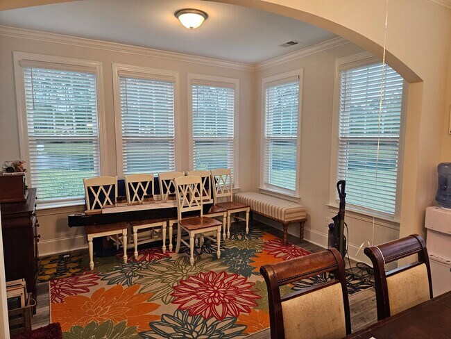 Building Photo - Beautiful 4 bedroom, 2.5 Bath unfurnished home located in Songbird Landing Community - Hampstead