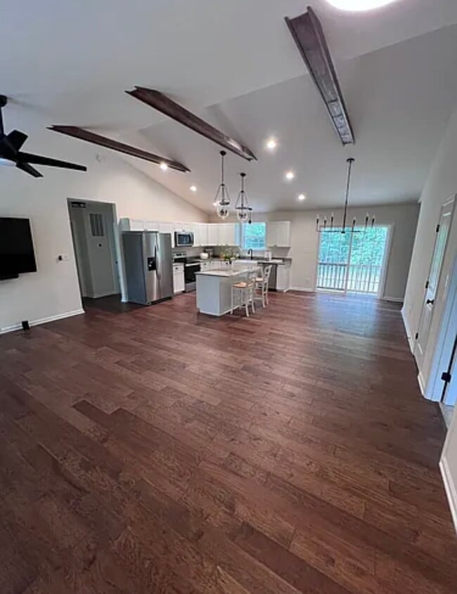 Building Photo - 17134 Arrow Point Dr