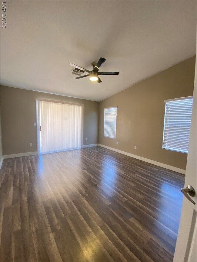 Building Photo - 2118 Quinton Ave