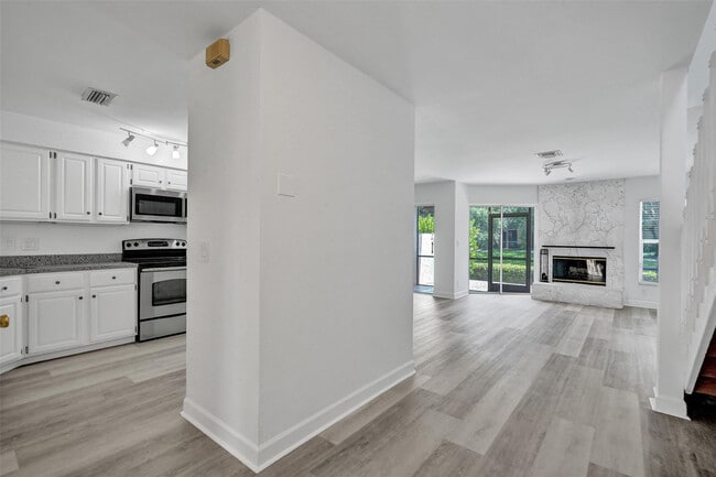 Primary Photo - 11652 NW 19th Dr